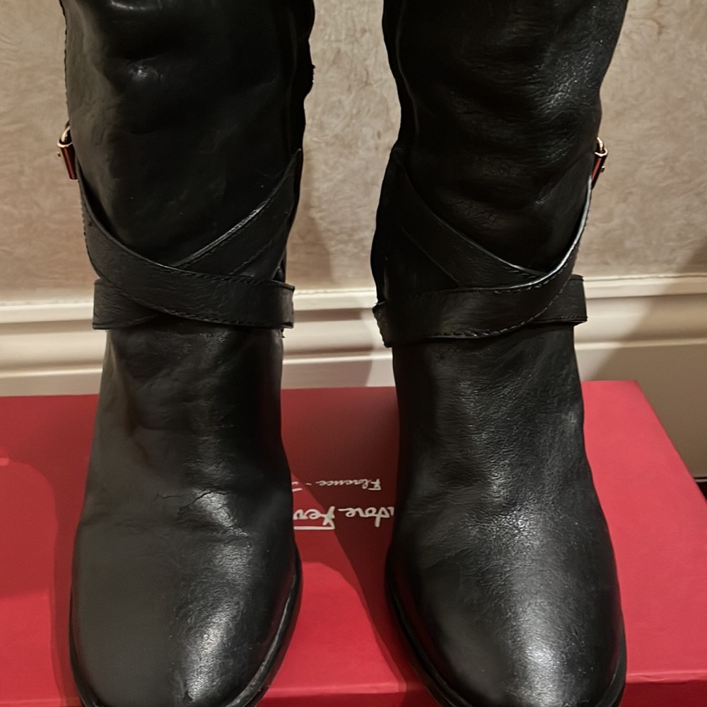 Tory Burch high heel leather boots. - Picture 2 of 11